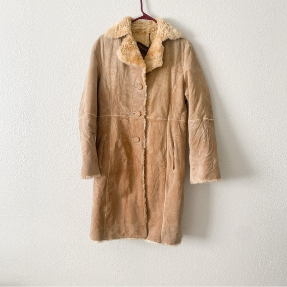 Guess Jackets & Blazers - COPY - Vintage Y2K Guess Faux Fur and Suede Coat Size M